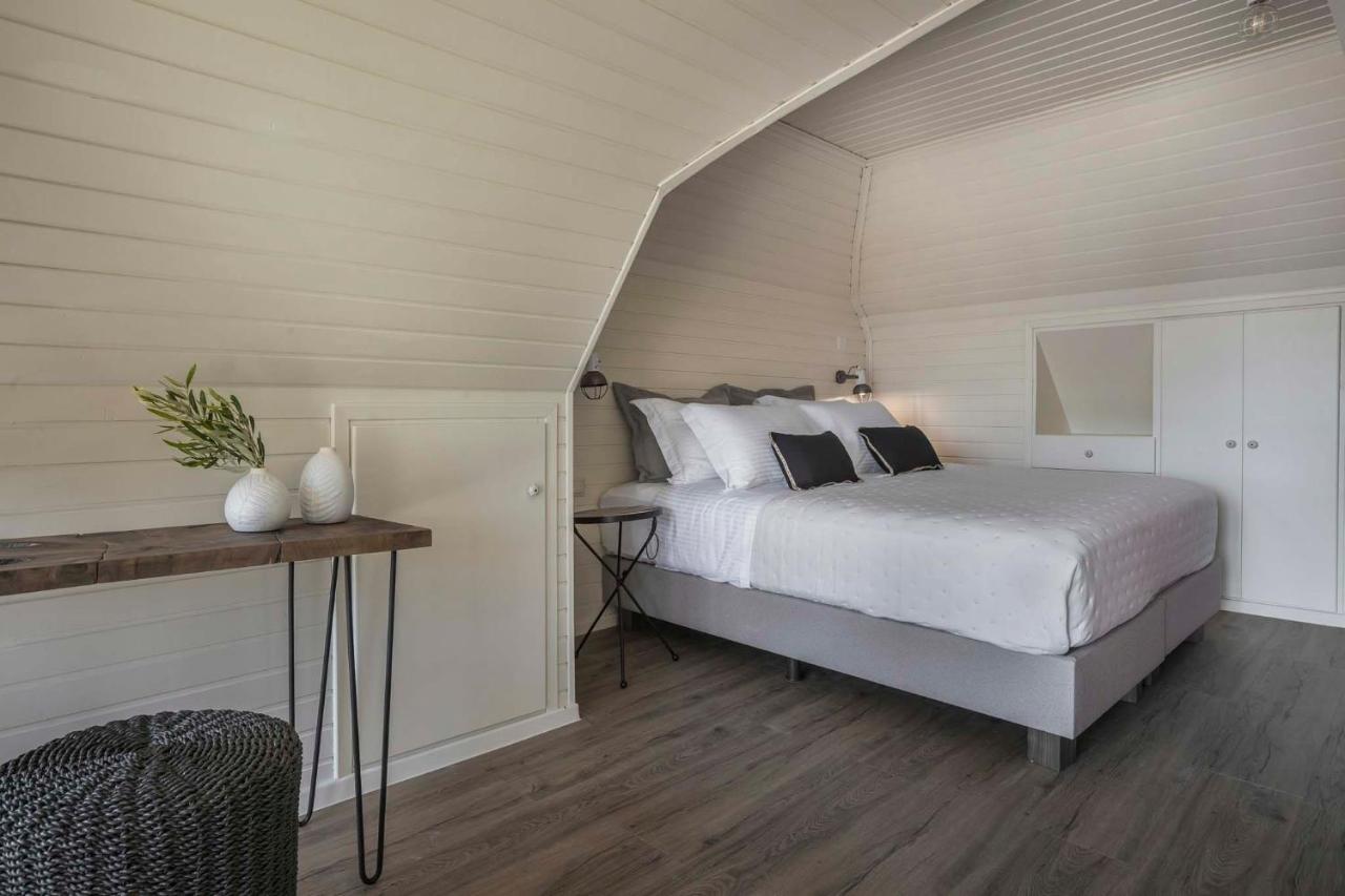 Ploes Luxury Cottages Pesádha エクステリア 写真