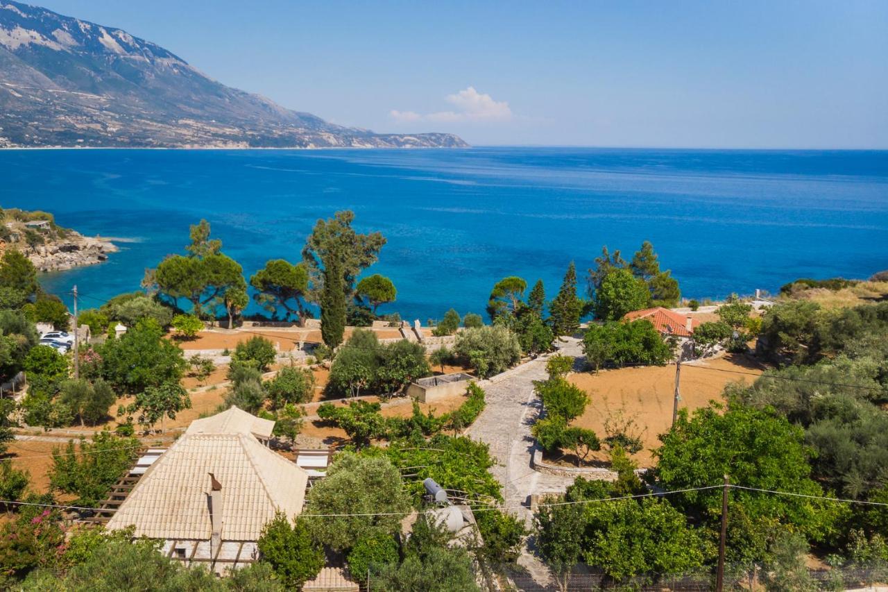 Ploes Luxury Cottages Pesádha エクステリア 写真